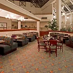 Doubletree By Hilton Orlando Airport Hotel 